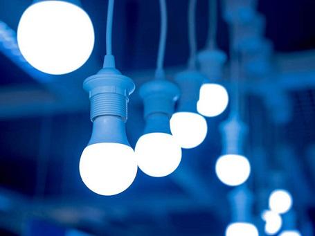 What are the common types of LED lighting fixtures on the market?
